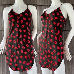 🔥Vintage Magic Silk 100% Red Lips Printed Black Slip Chemise Nightgown Lingerie